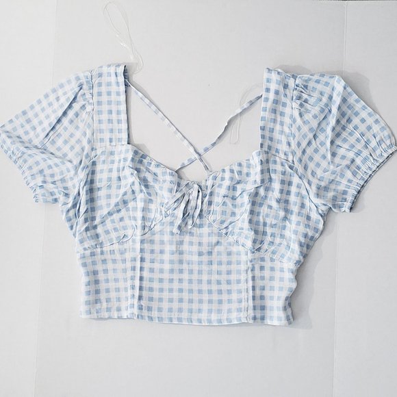 DEREK HEART Twist Front Top - Picture 3 of 9